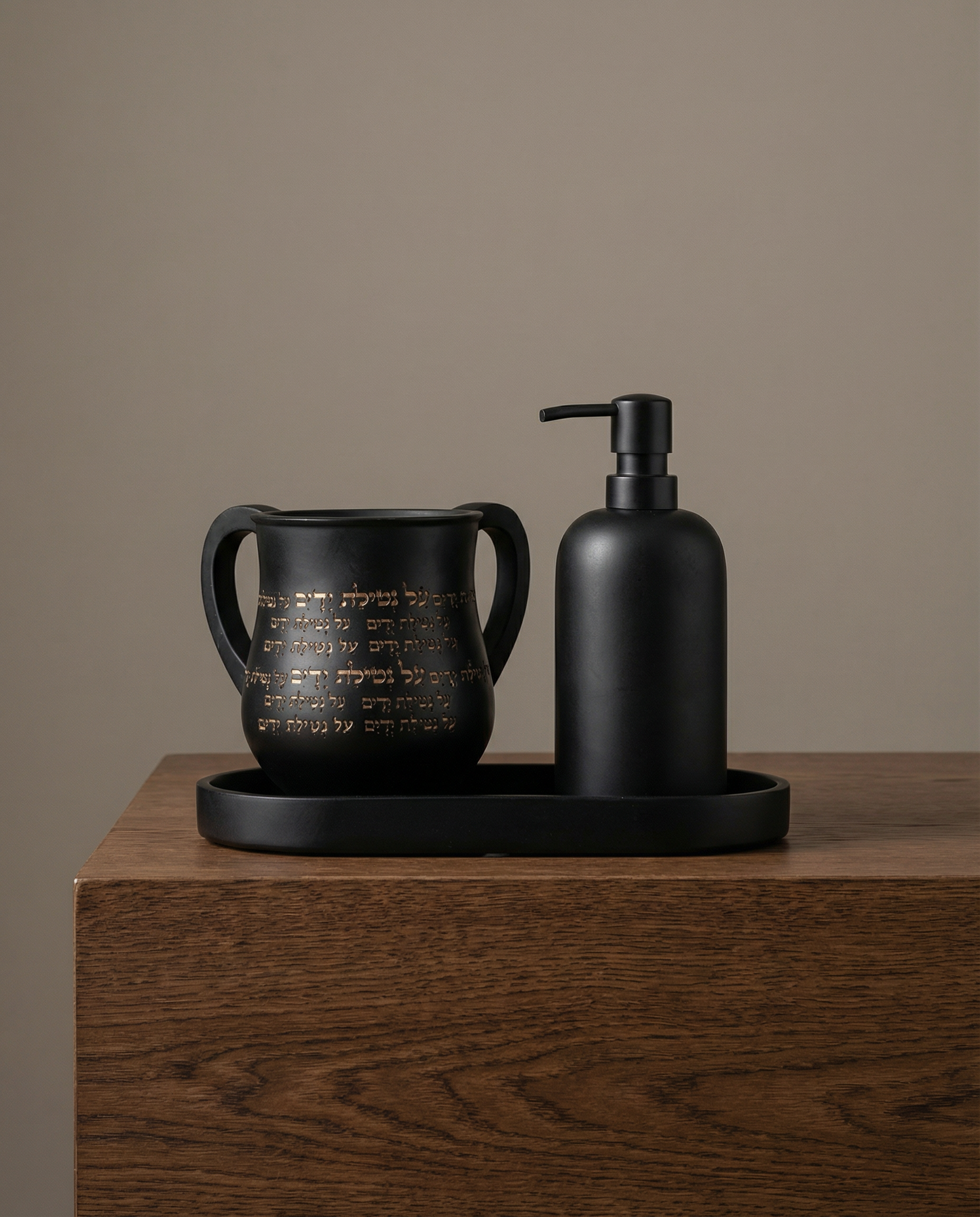 סט נטלה עם סבוניה ומגש 240₪