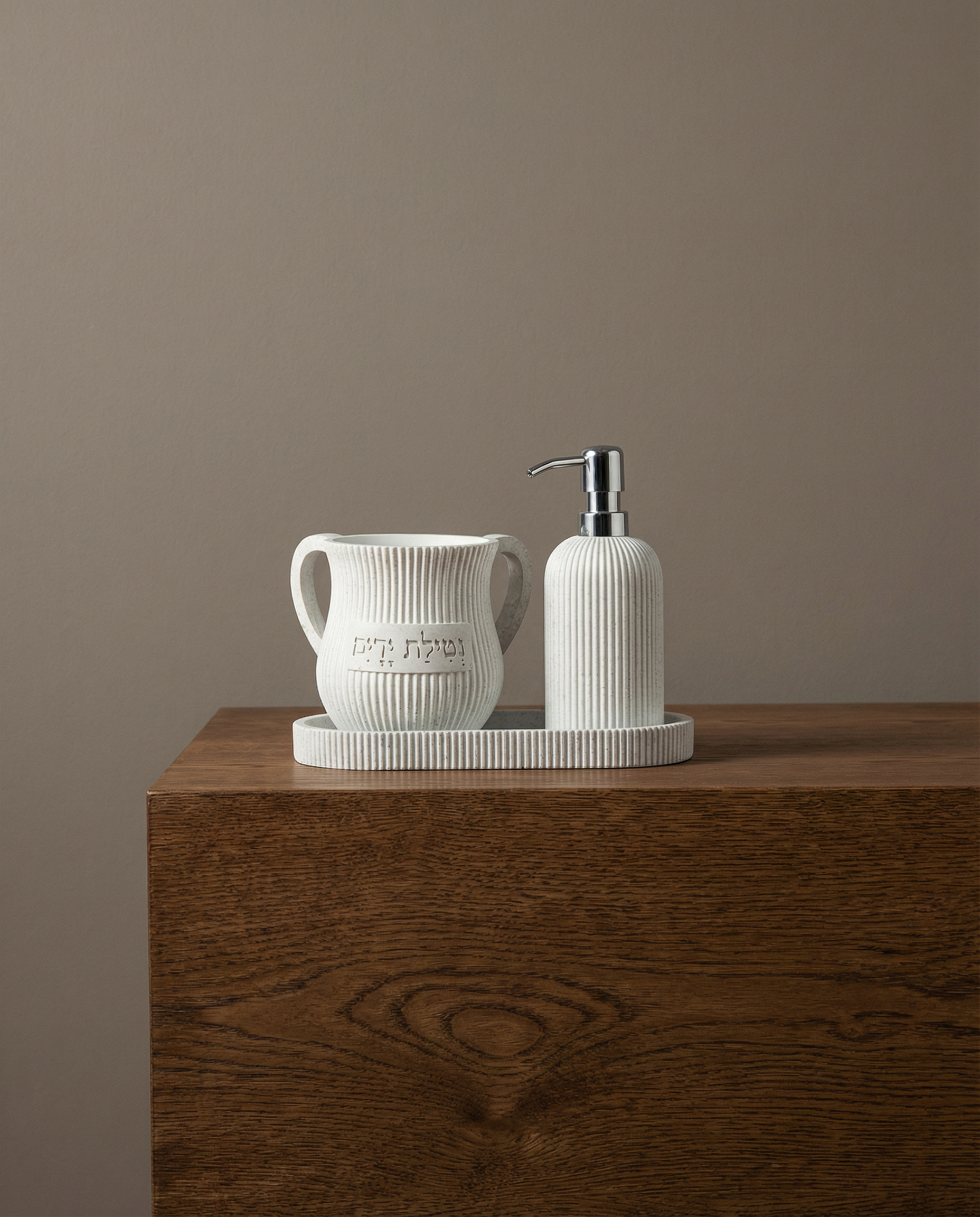 סט נטלה עם סבוניה ומגש 240₪