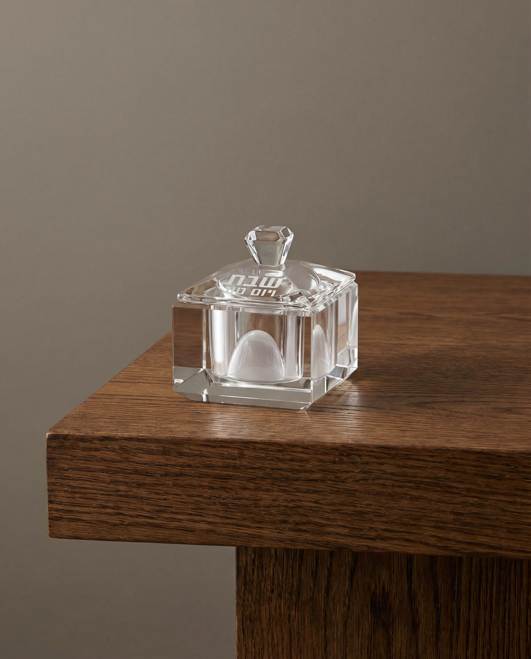 מלחיה קריסטל עם מכסה 4/6 ס"מ 90₪