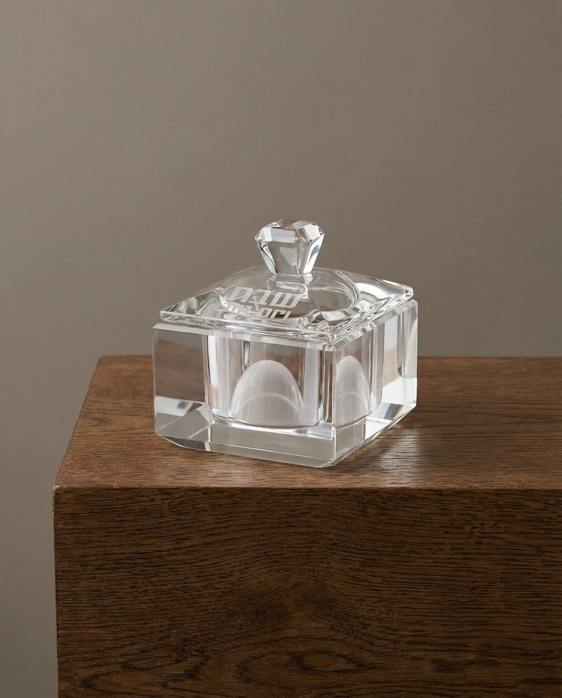 מלחיה קריסטל עם מכסה 4/6 ס"מ 90₪